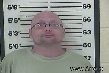 Travis Lee Whitehead Mugshot