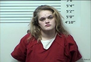 Alyssa Leffew Arrest Mugshot