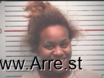 Alexis Laquisha Lewis Mugshot