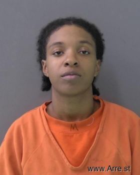 Brianna Karalinn Marie Fields Mugshot