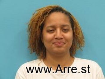 Brittney  Moret- Ross Mugshot