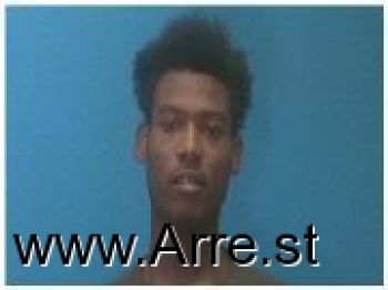 Camron Devon Woods Mugshot