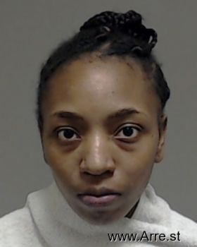 Courtney Janaye Edwards Mugshot