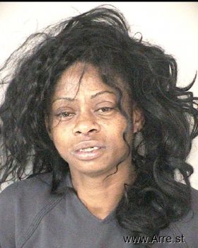 Cynthia Giavionnie Jones Mugshot