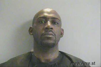 Desmond Deshawn Holmes Mugshot