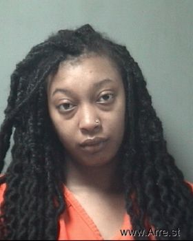 Danielle Leshae Young Mugshot