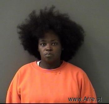 Gloria  Woods Mugshot