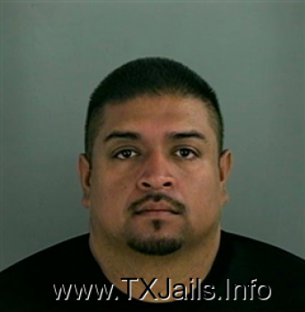 Gustavo  Robles Mugshot