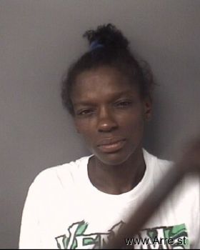 Karen Elaine Maxey Mugshot