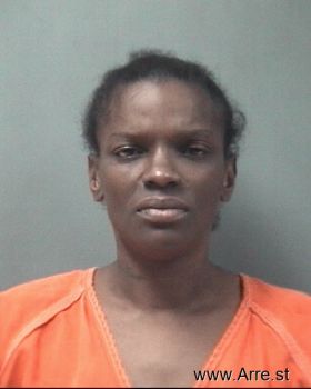 Karen Elaine Maxey Mugshot