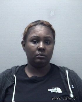 Laquanda Nechelle Davis Mugshot