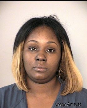 Laquanda  Davis Mugshot