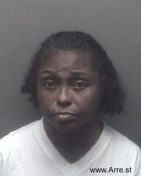 Maxine  Smith Mugshot