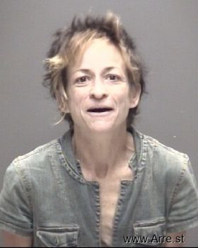 Nicole Suzanne Pavona Mugshot