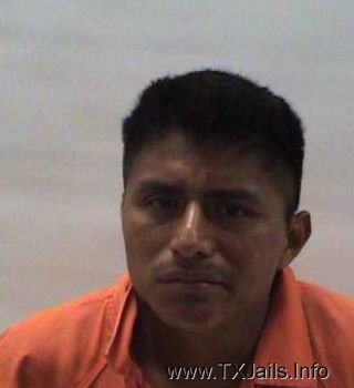 Roberto William Hernandez Mugshot