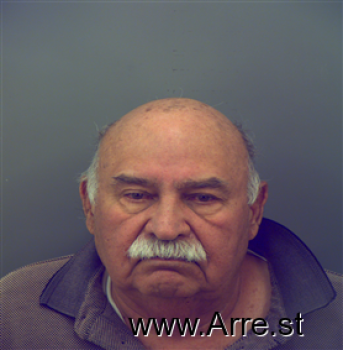 Roberto  Molina Mugshot