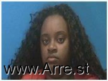 Samone Chanique Watson Mugshot