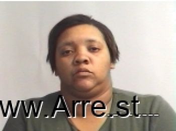 Veronica Evette Mccain Davis Mugshot