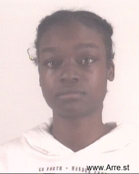 Yolandah Yvette E Davis Mugshot