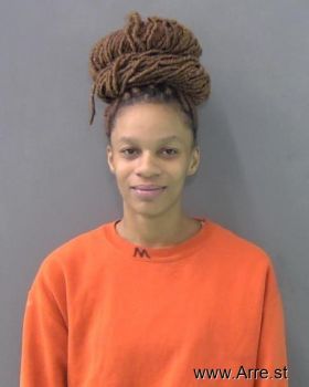 Zykia Dzynay Smith Mugshot