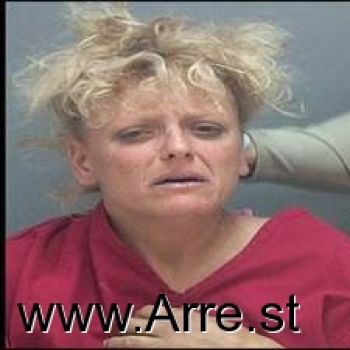 Amy Marie Larck Mugshot