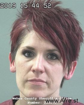 Amanda Jane Newby-hold Mugshot