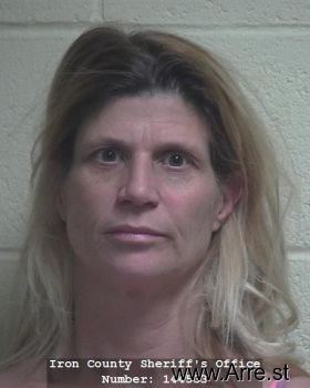 Danielle Yvette Barr Mugshot