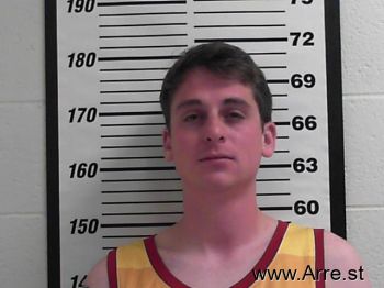 Jordan  Hillaker Mugshot