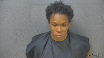 Darnisha Shaylyane Gray Mugshot