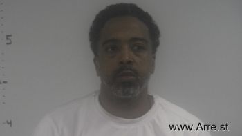 Derrick Lee Lewis Mugshot