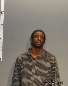 Derrick Antron Perry Mugshot