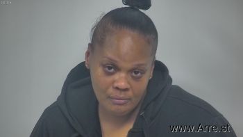 Mia Sherette Rollins Mugshot