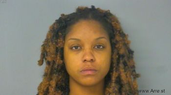 Regina Michelle Saunders Mugshot