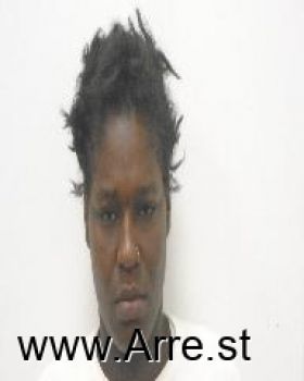 Tiara Seymone Jennings Mugshot