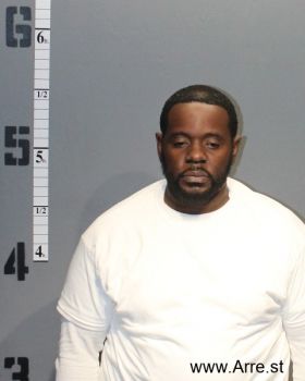 Travis Celenda Holloway Mugshot