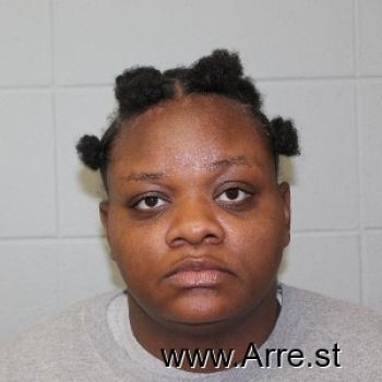 Arlana R Lee Mugshot