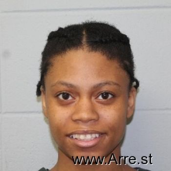 Jontaisia J Murphy Mugshot