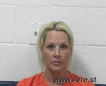 Amanda Sue Dawn Hall Mugshot