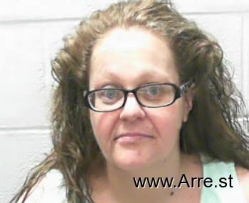 Amanda Kathleen Mayle Mugshot