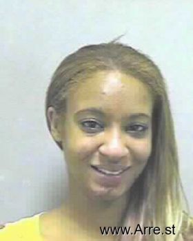 Auzah Capri Robinson Mugshot