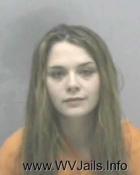 Caitlyn Elizabeth Buzzo Mugshot