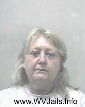 Carolyn Lynn Hall Mugshot