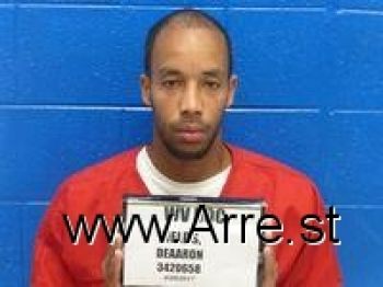 Deaaron Lavon Fields Mugshot