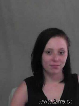 Jessica Wynette Newcomb Mugshot