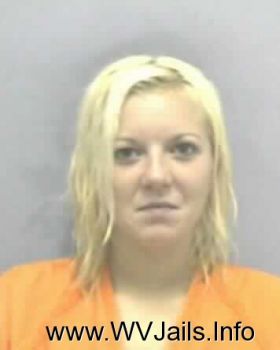 Kami Ann Hinzman Mugshot