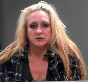 Lisa Bree Harveth Mugshot