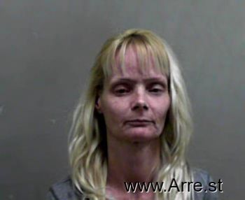 Lisa Marie Roberts Mugshot