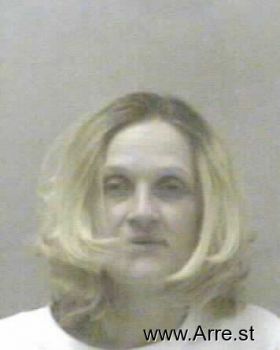 Lisa Pauline Chippent Mugshot