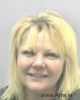 Lisa Geye Lowe Mugshot