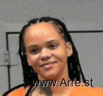 Lonniesha Desiree White Mugshot